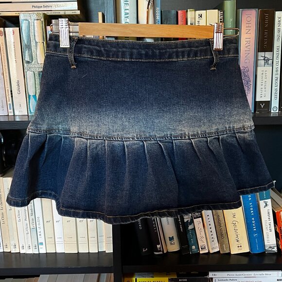 Monokrom denim mini skirt, size 6 - Picture 2 of 4